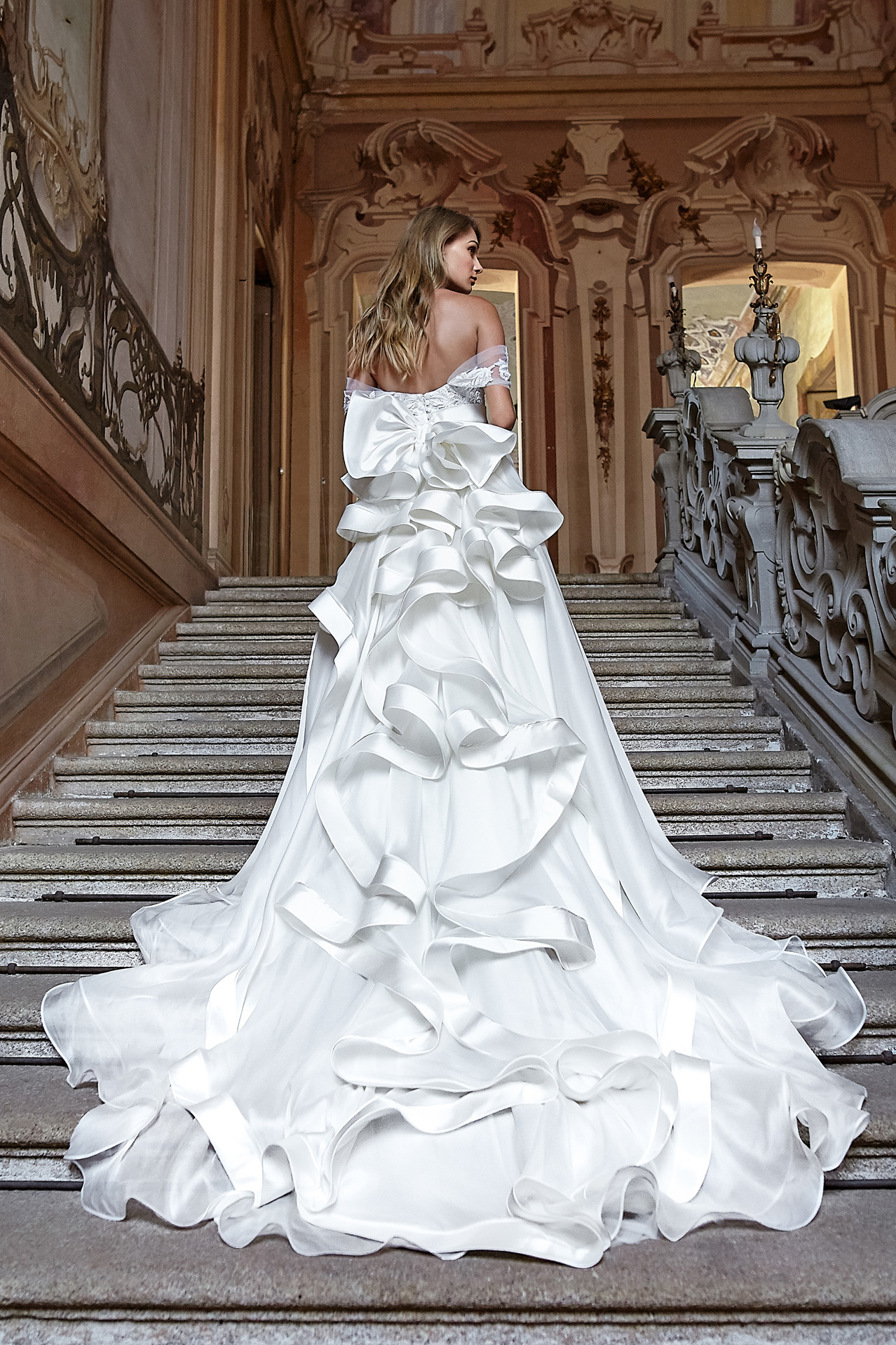 The sculpture wedding dresses for a perfect wedding