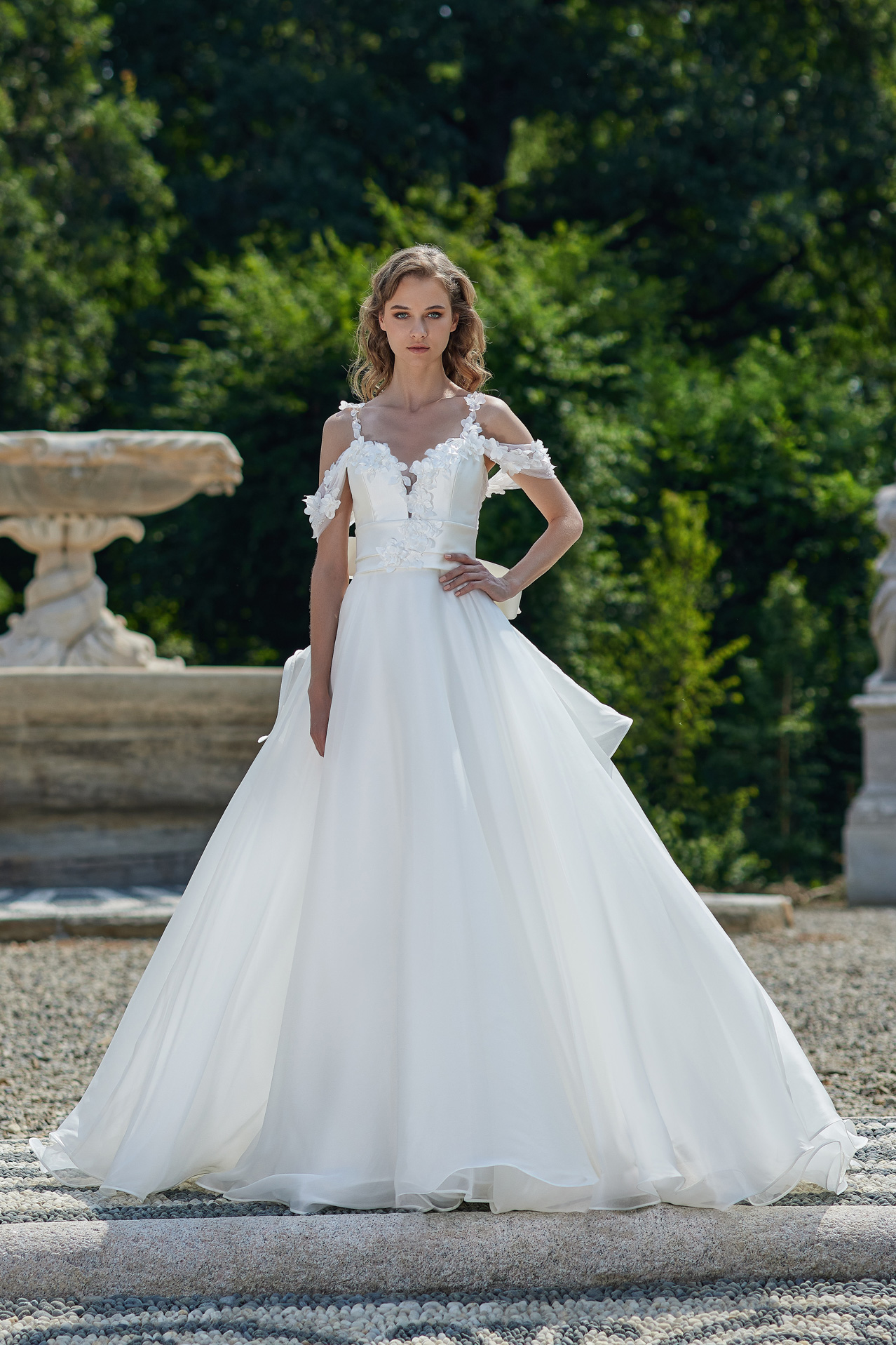 A World of Elegance and Poetry: The Wedding Dress Catalogue