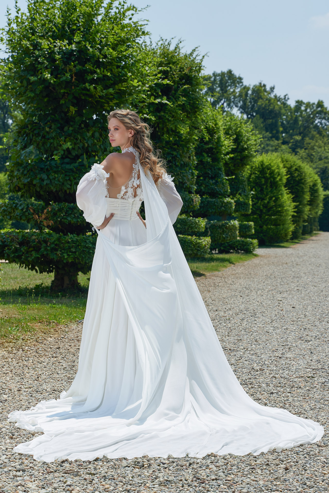 A World of Elegance and Poetry: The Wedding Dress Catalogue