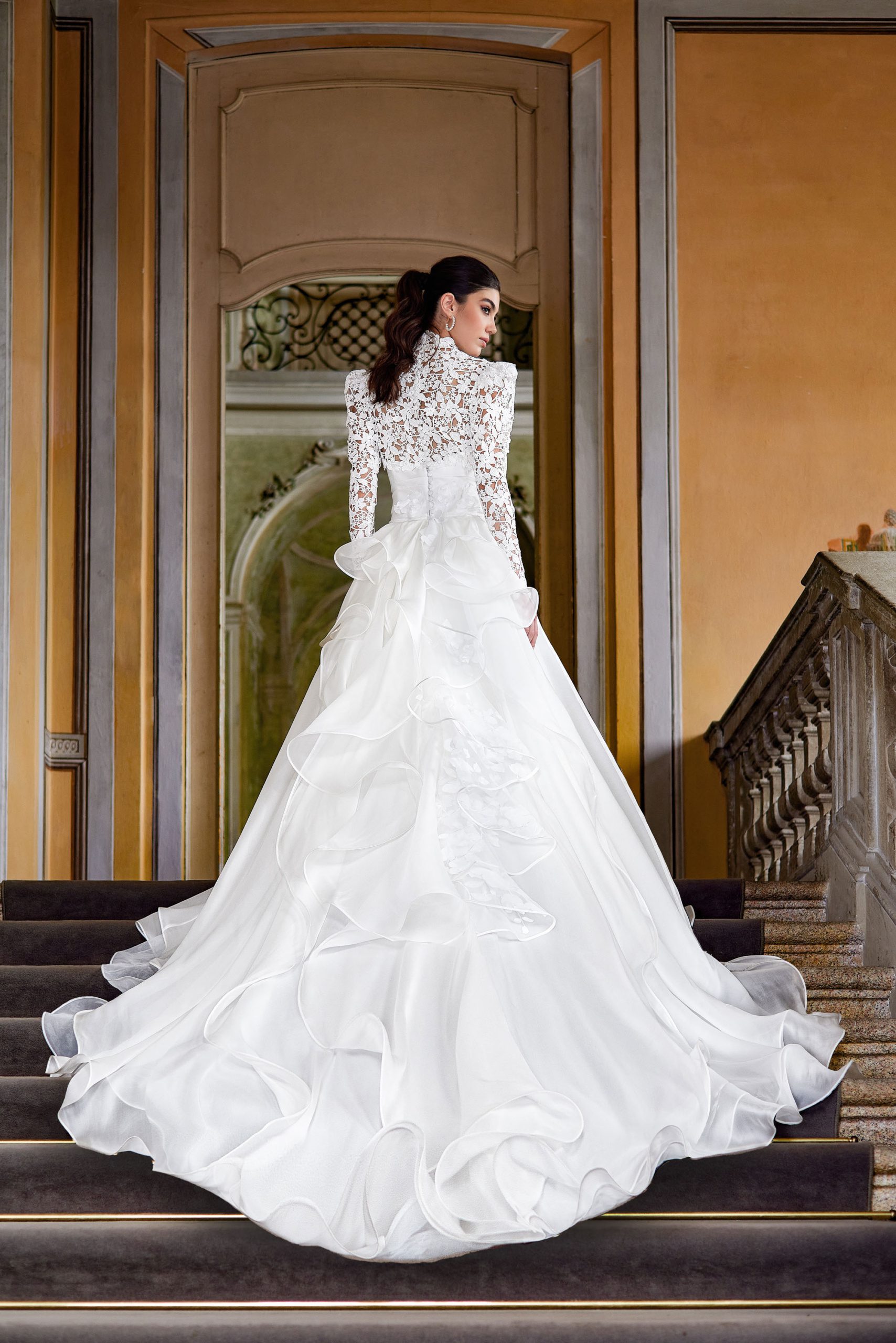 Il Tuo Sogno in Bianco: Come Scegliere l'Abito da Sposa dei Tuoi Sogni - Una Guida Emozionante e Dettagliata! Il Tuo Sogno in Bianco: Come Scegliere l'Abito da Sposa dei Tuoi Sogni - Una Guida Emozionante e Dettagliata!