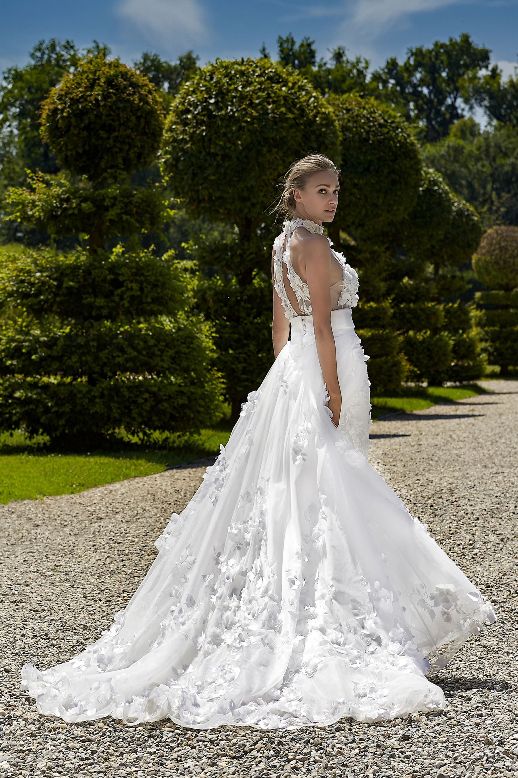 Da Casale Monferrato ai Migliori Atelier d'Italia: Trova il Tuo Abito da Sposa Stefano Blandaleone, Unicità nel Mondo del Wedding