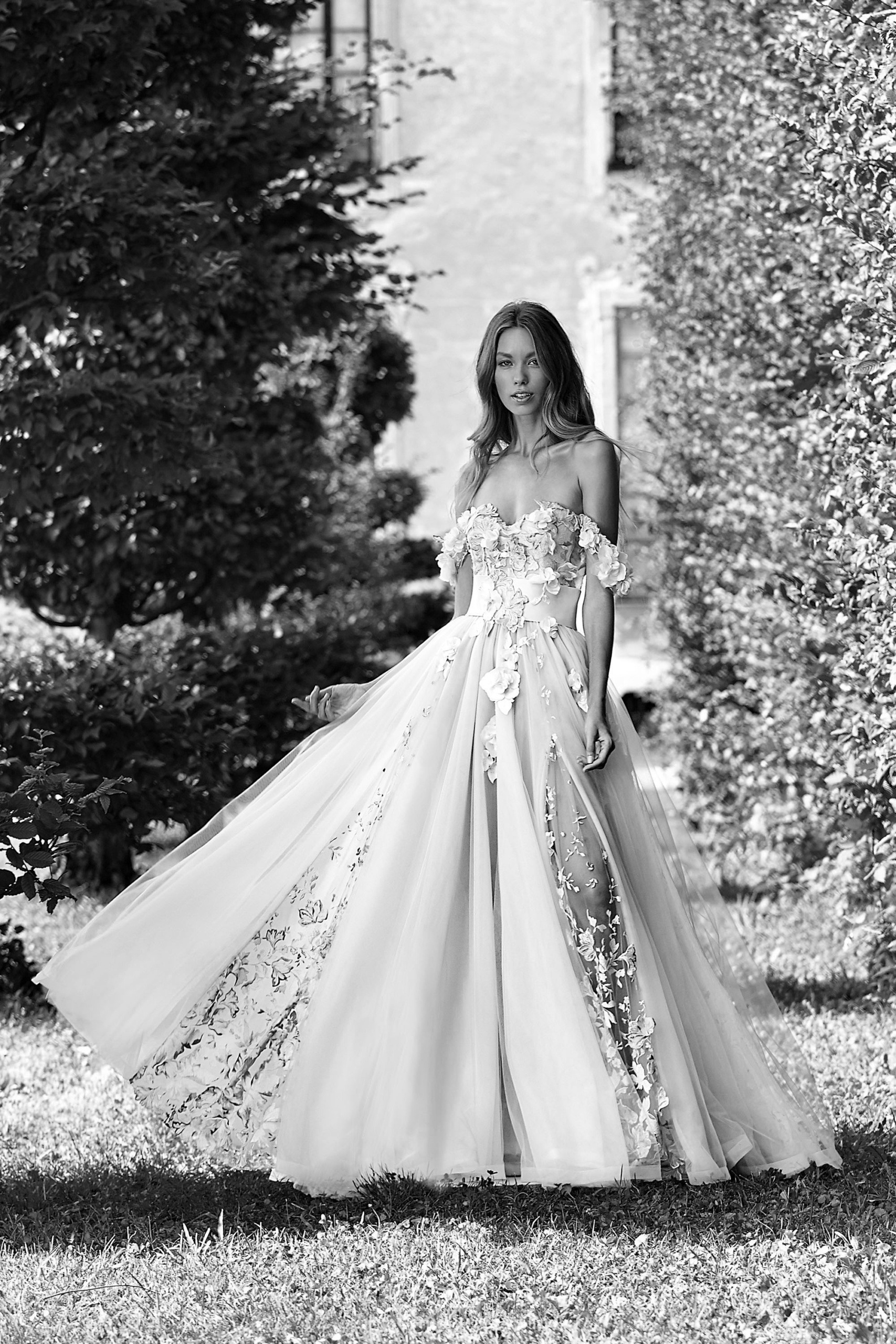 Abiti da Sposa Imperia: Arte e Moda tra Vogue Style e Sogno - Look Nuziale Impeccabile per un Matrimonio da Favola - Eleganza e Classe 100% Made in Italy