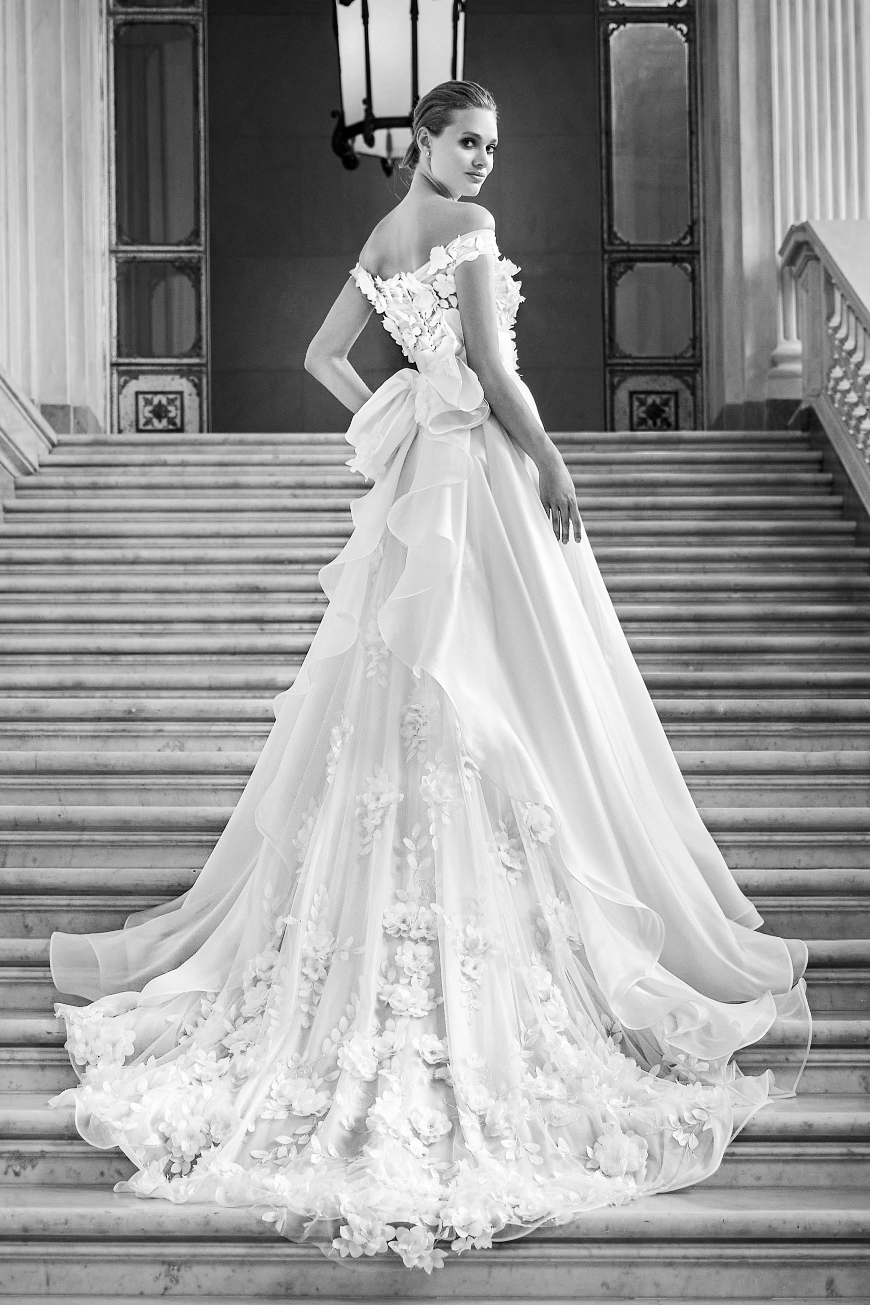 Corigliano Calabro Wedding Dresses: Exclusivity, Class and Elegance in Vogue Style - Quality and Beauty Made in Italy Meets Style for a Fabulous Wedding