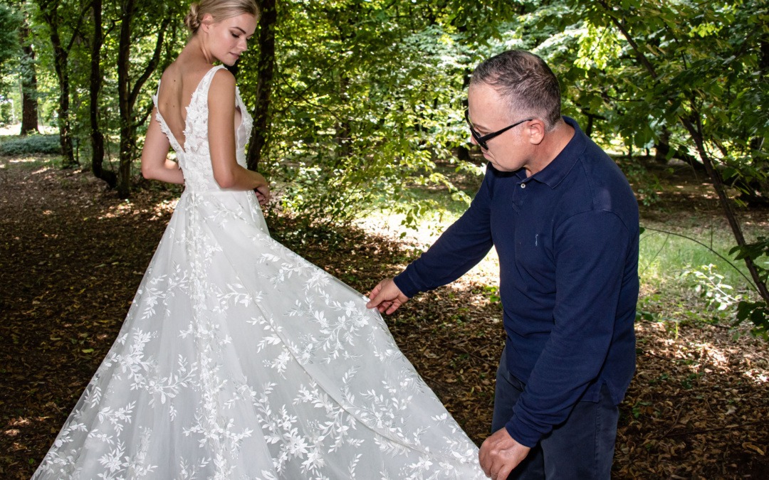 Come Scegliere l’Abito da Sposa Trasformabile Ideale: Consigli e Tendenze per una Sposa Due Volte Unica – Bellezza e Praticità in un Solo Vestito