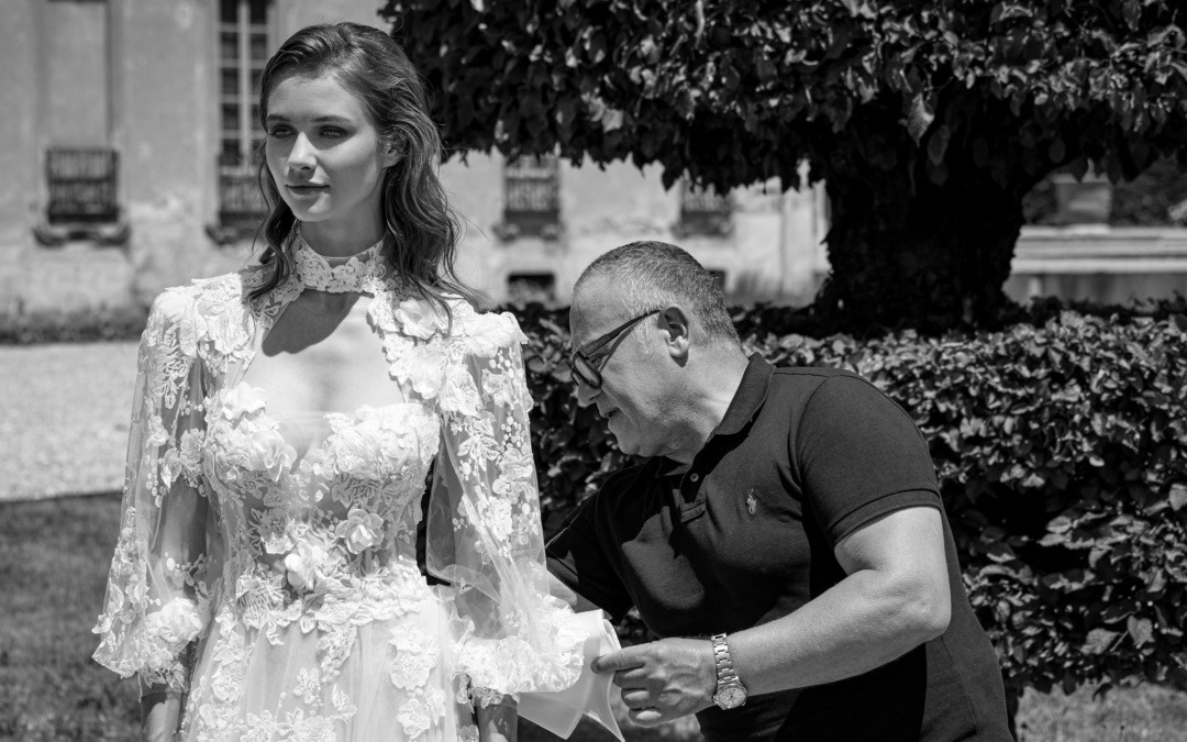 Vestiti da Sposa Vintage: Ritorno al Glamour – Un Tocco di Unicità nel Mondo Nuziale