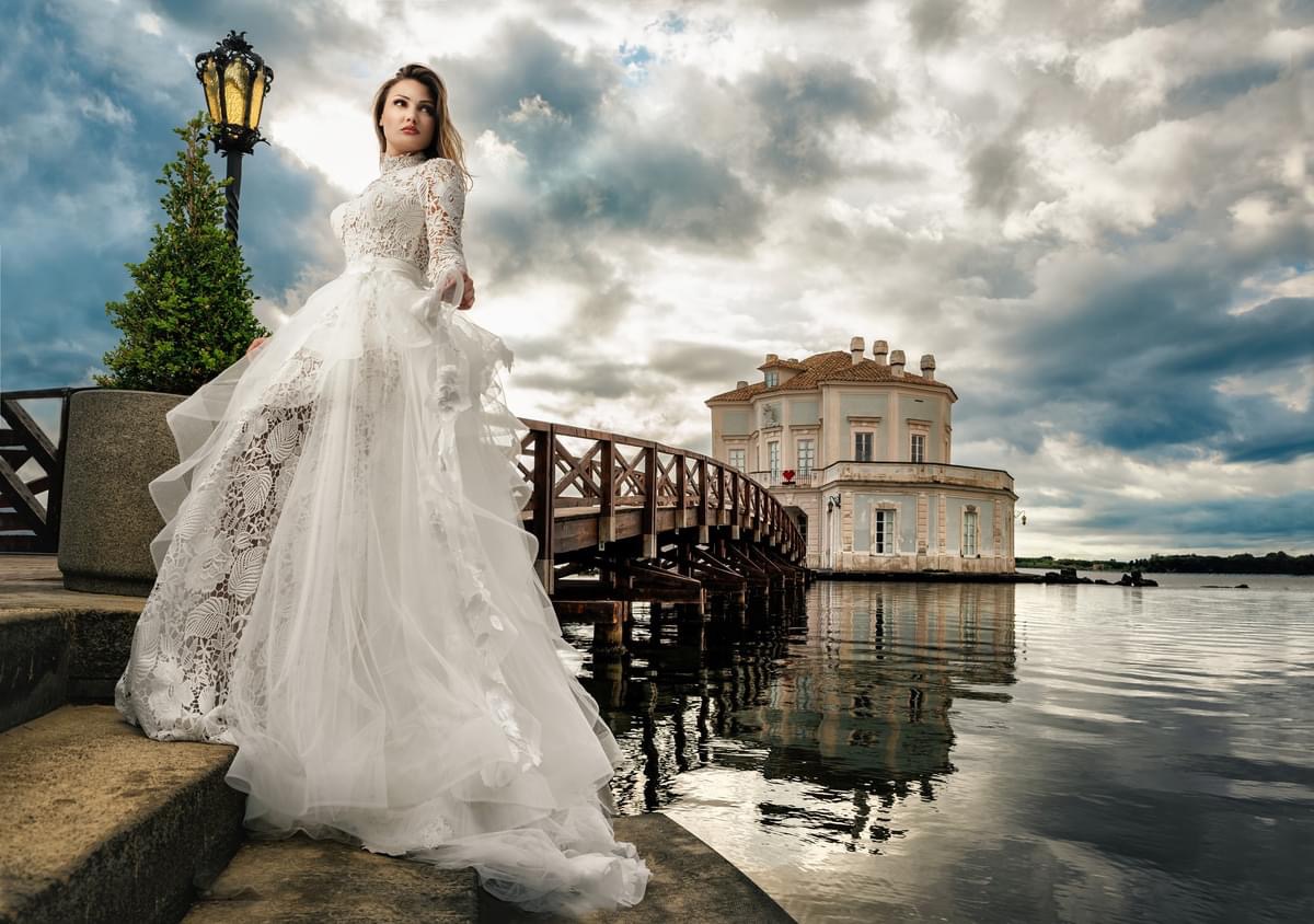 Abiti da Sposa: La Magia dello Shooting di Stefano Blandaleone alla Casina Vanvitelliana